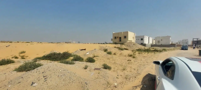 A 2800 square foot residential tract of land in Al Yasmeen is being sold quickly.