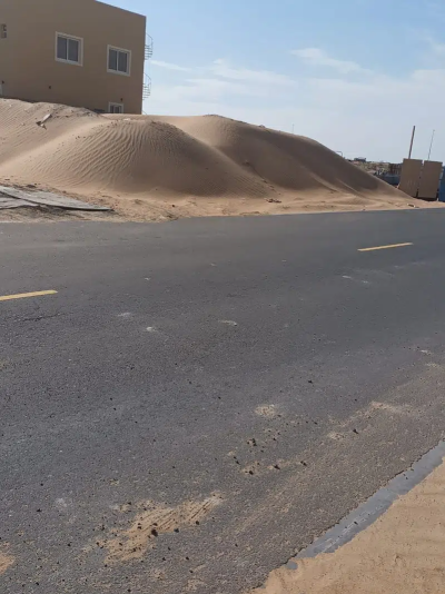 residential and commercial land for sale in Ajman, Al Jurf 3, - Each has an area of 900 meters.