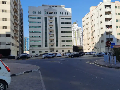 King Faisal Street business land is for sale and is in a great position.