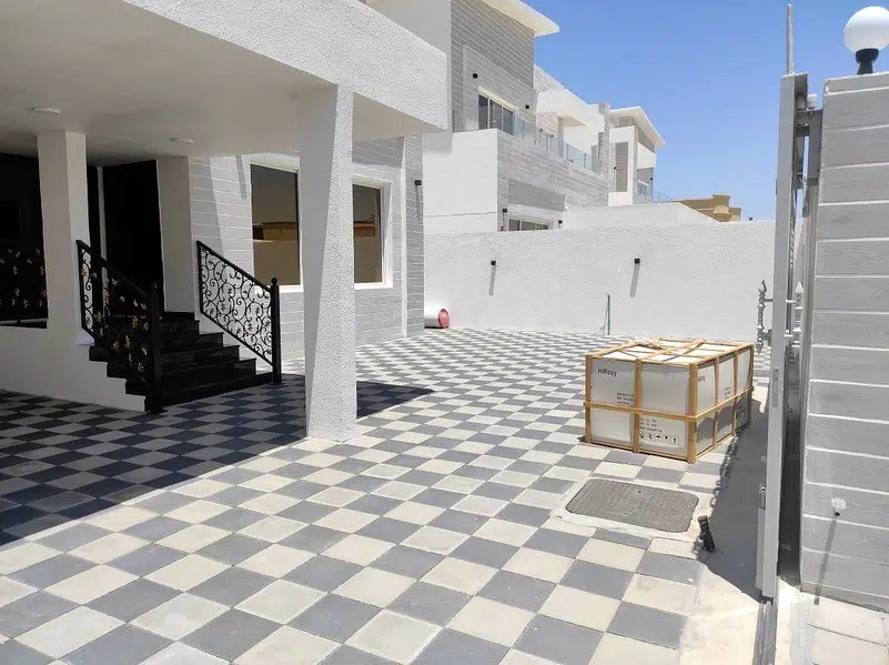 Villa For Sale In Al Rawda Area, Ajman-18