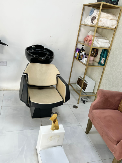 For sale a two-storey women's salon _ UAE, Ajman, Rashidiya-17