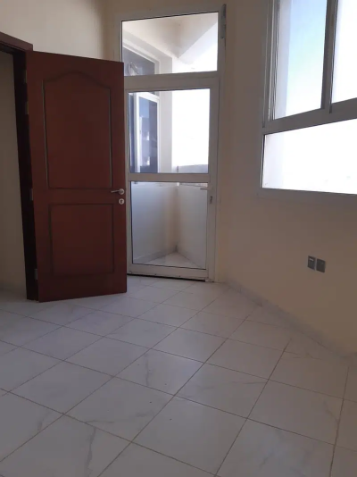 1 BHK with a little balcony available for rent on Kuwait Street annually.