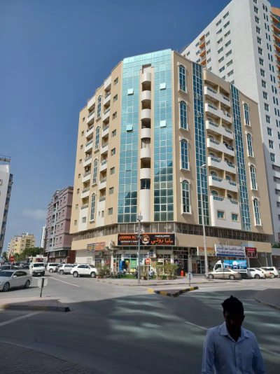 2BHK For rent on a yearly basis in Ajman, in the Al-Rumaila neighborhood, adjacent to the Corniche.