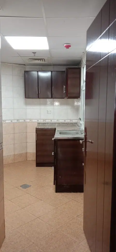 Apartment for rent with two rooms and a hall for a great price per year.