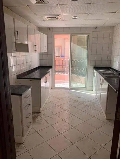 Apartment with two rooms, a hallway, two bathrooms, a kitchen, and a balcony for rent for the cheapest rate.