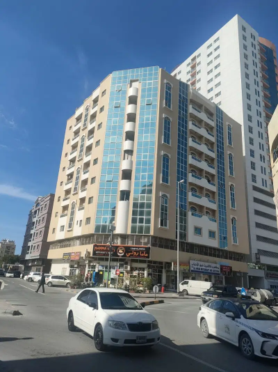 Al Rumaila, the Emirate of Ajman, is renting two rooms and a hall on a yearly basis.-5