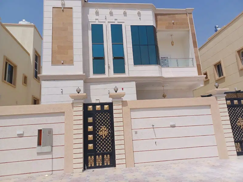 Villa for the first resident, 3014 square feet in size, with super-deluxe finishing, owned by Al Yasmeen-0