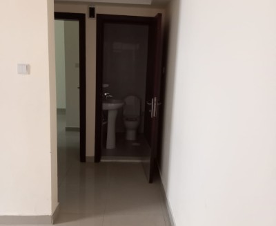 شقة غرفتين وصالة للإيجار في عجمان