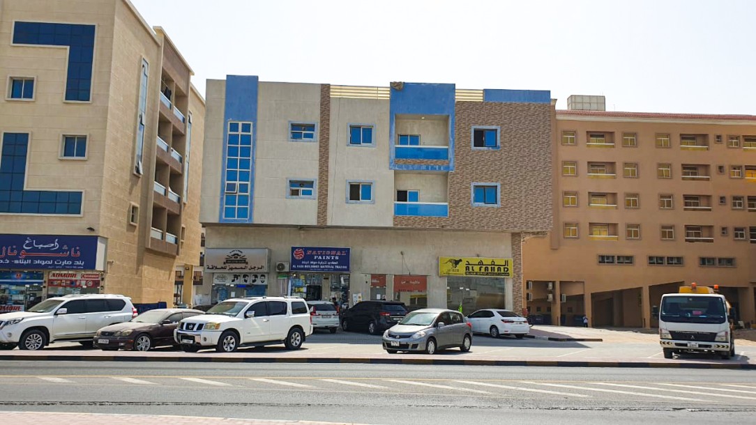 For sale a new building in Al Jurf 3 - Ajman-2
